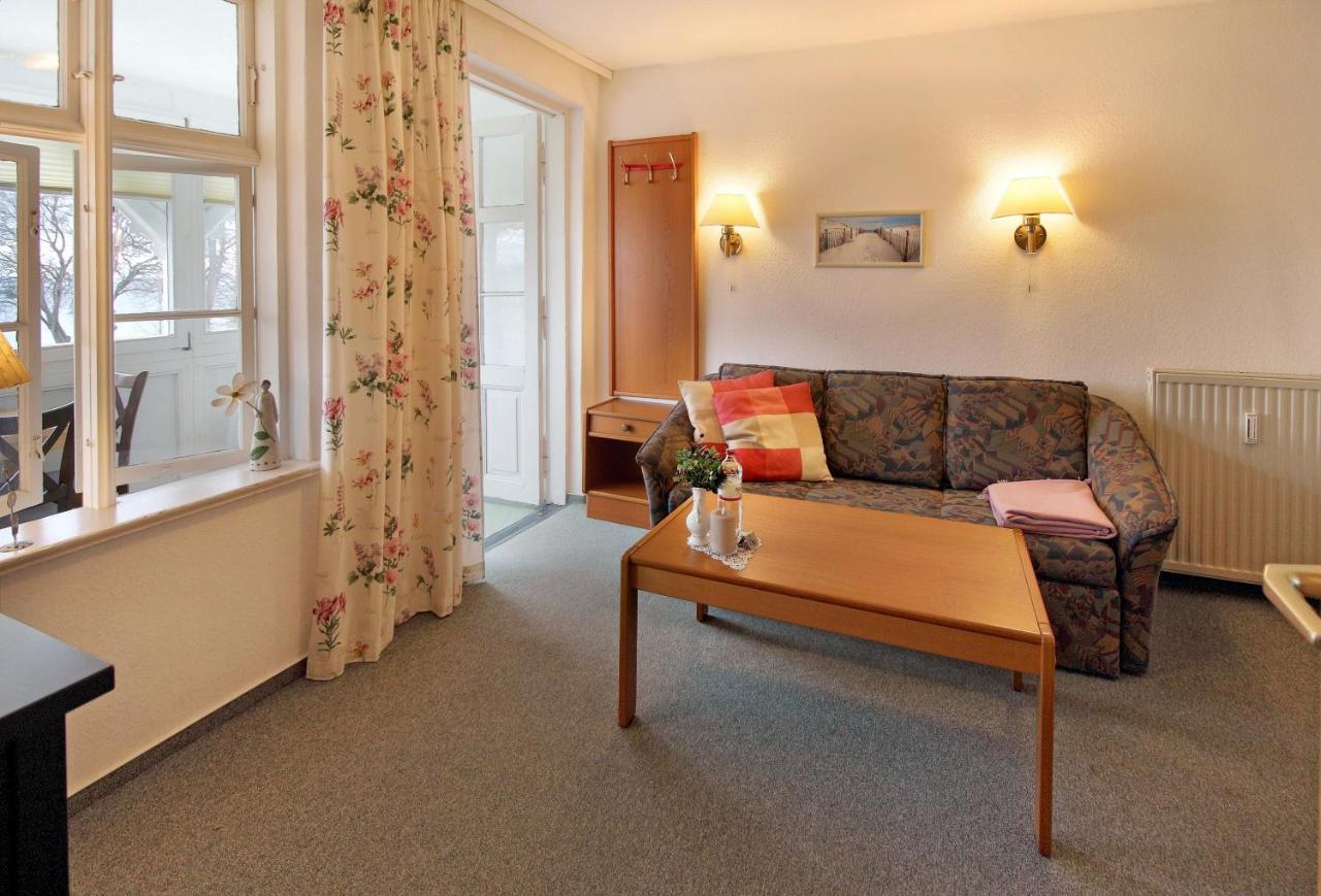 Villa Ostseelilie - Appartements Mit Balkon Und Meerblick ساسنيتز المظهر الخارجي الصورة