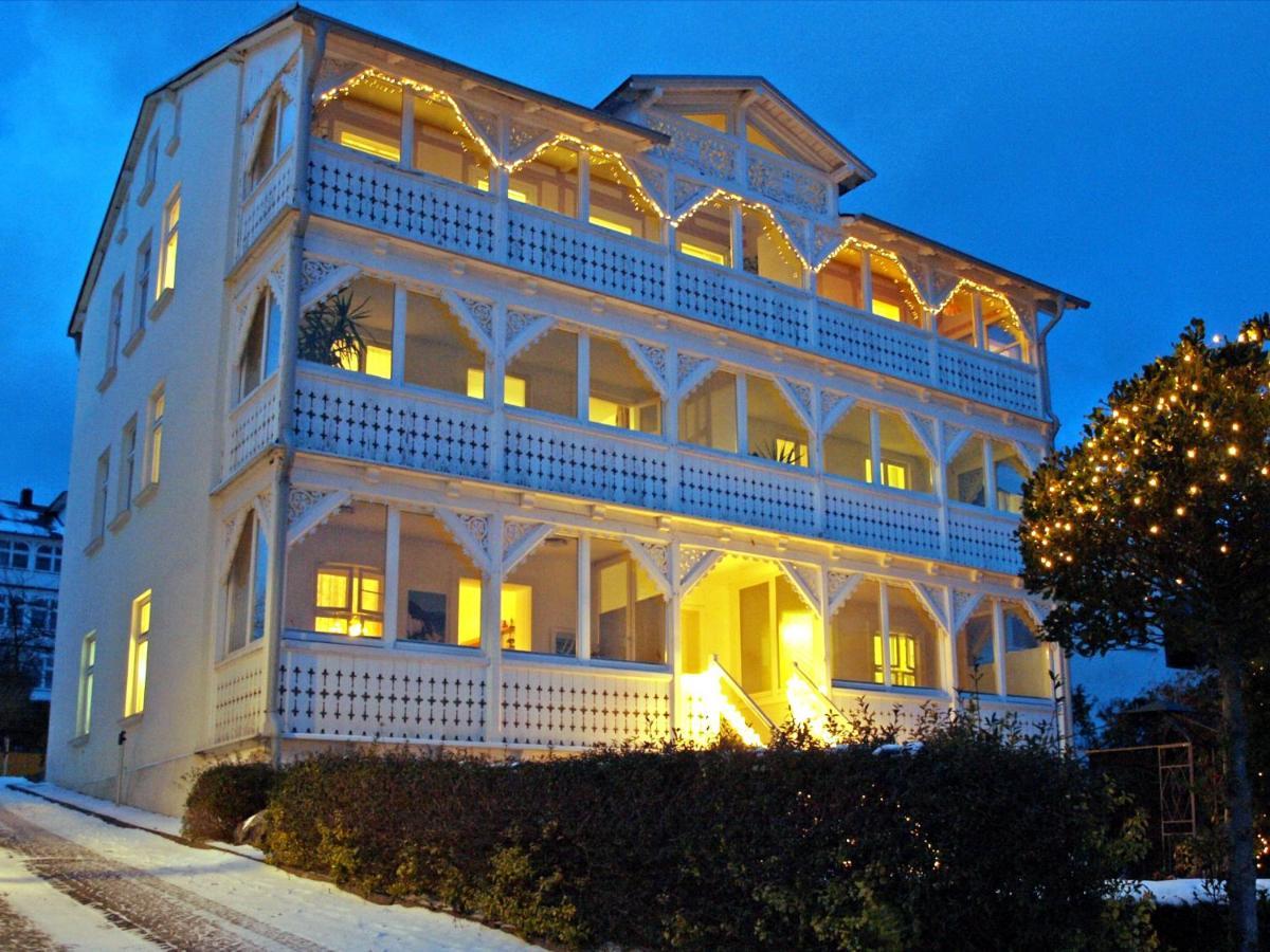 Villa Ostseelilie - Appartements Mit Balkon Und Meerblick ساسنيتز المظهر الخارجي الصورة