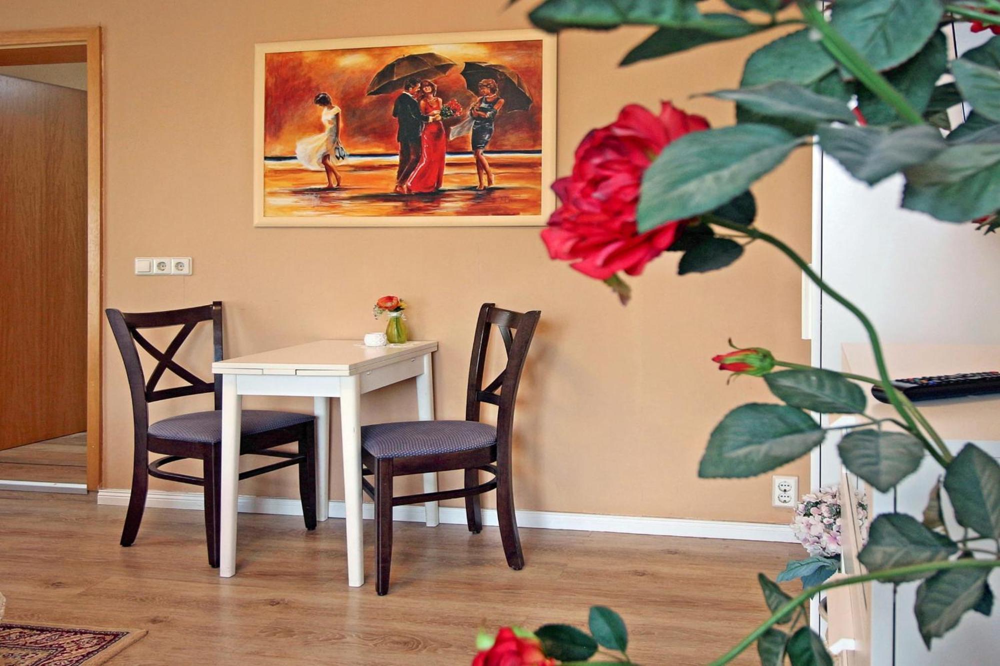 Villa Ostseelilie - Appartements Mit Balkon Und Meerblick ساسنيتز الغرفة الصورة