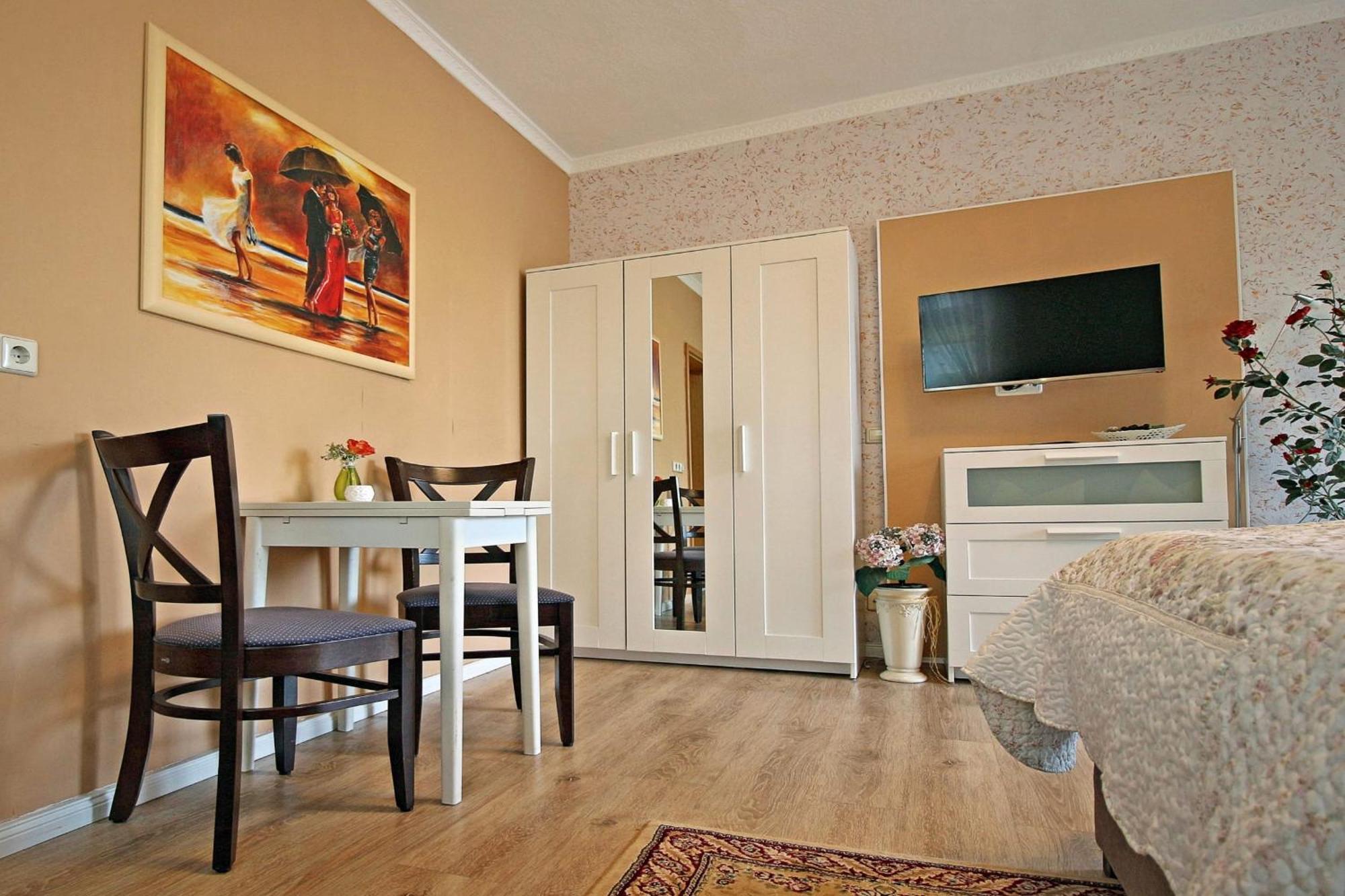 Villa Ostseelilie - Appartements Mit Balkon Und Meerblick ساسنيتز الغرفة الصورة